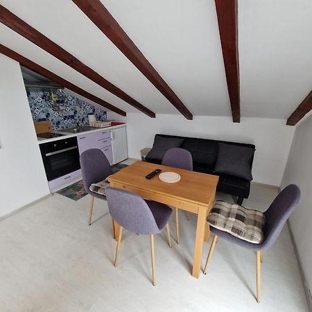 Apartments With A Parking Space Lopar, Rab - 16680 Bagian luar foto