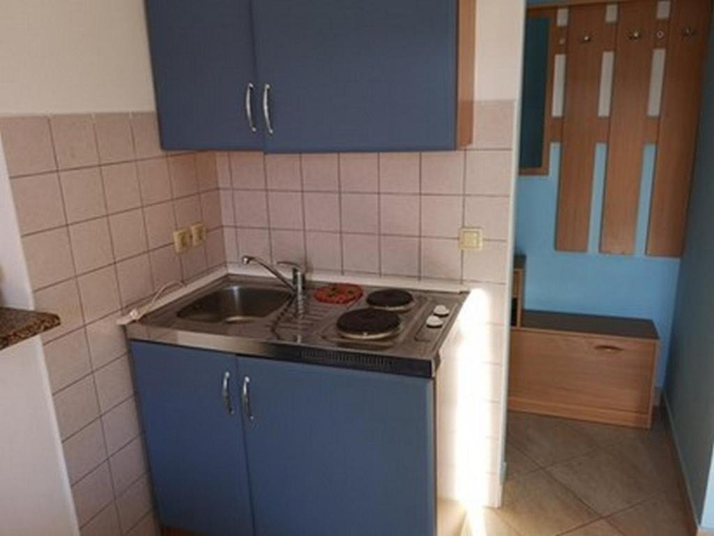 Apartments With A Parking Space Lopar, Rab - 16680 Bagian luar foto