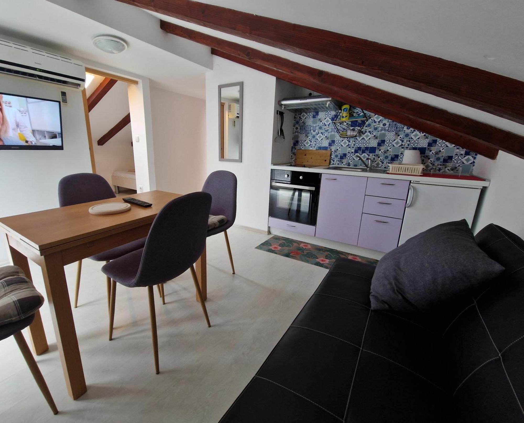 Apartments With A Parking Space Lopar, Rab - 16680 Bagian luar foto